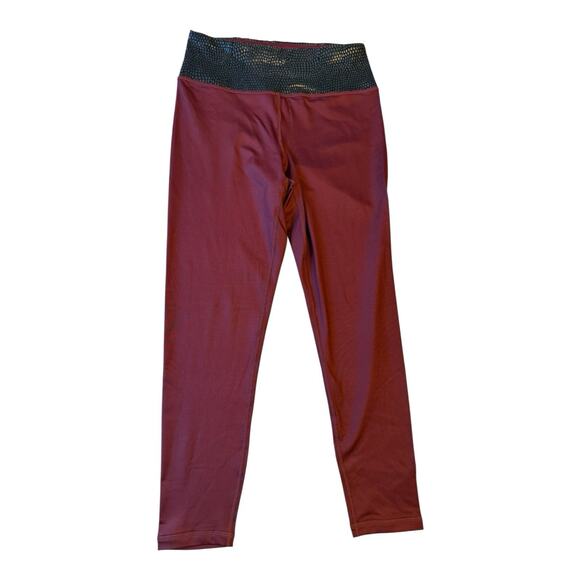 Manduka Essential Cropped Leggings Size X-Small XS Ruby Sheen Adaptation Print - Picture 1 of 10